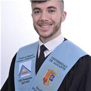 Soy universitario y doy clases de matemáticas, física, química, castellano, valenciano e inglés de primaria, ESO y Bachiller